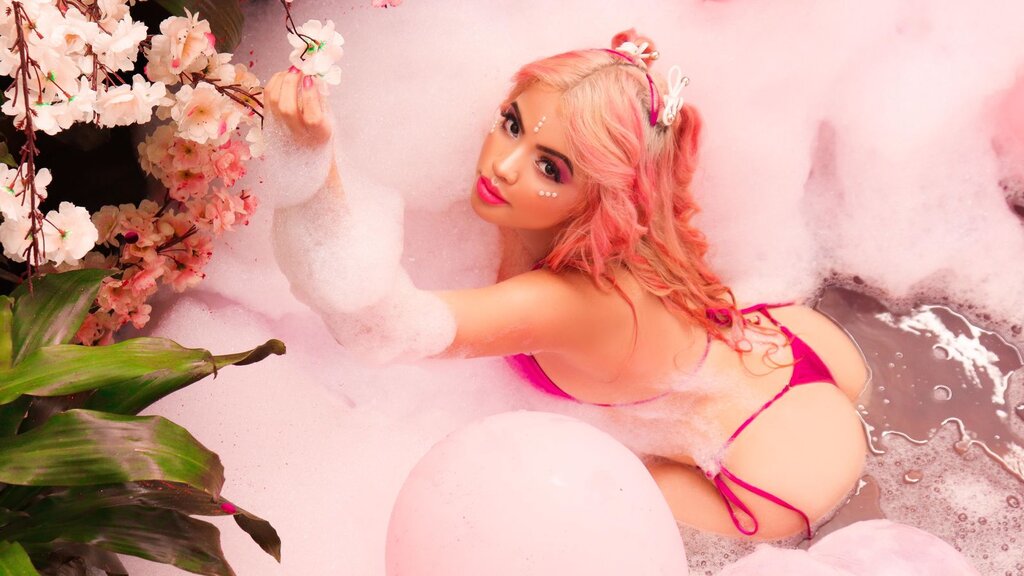 Chat With SofiaCosta Now