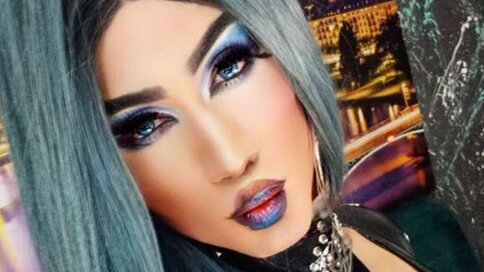 Chat With TaylorSatin Now