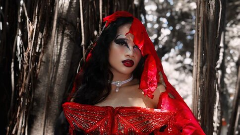 Chat With TylaLopez Now