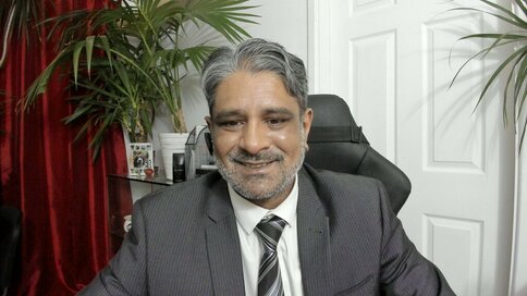 Chat With VijayBalia Now