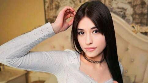 Chat With YenniferSpace Now